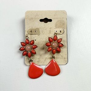 Consume Dangle Salmon Teardrop Flower Earrings A-1